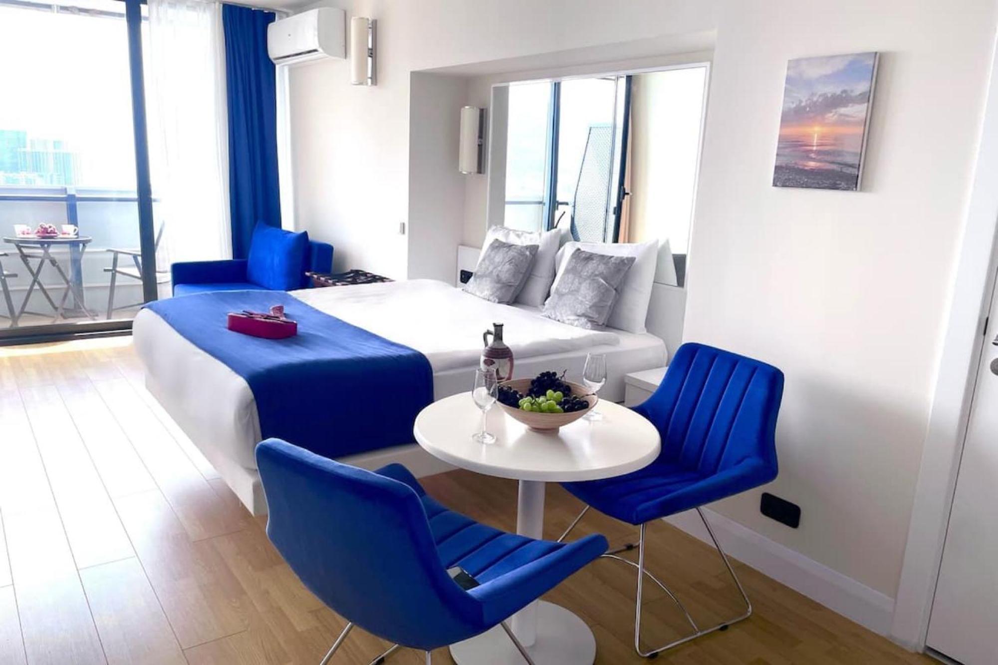 Orbi City-Sea View Aparthotel Batumi Exterior photo